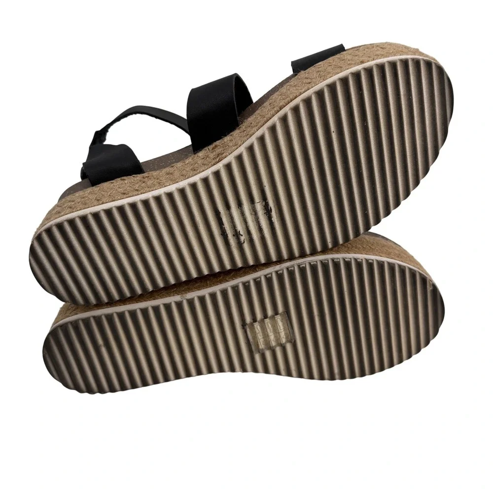 Patrizia by Spring Step pre owned